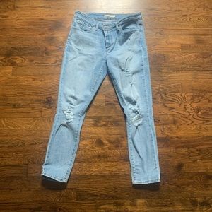 Levi’s 711 Skinny light Washed Jean size 31